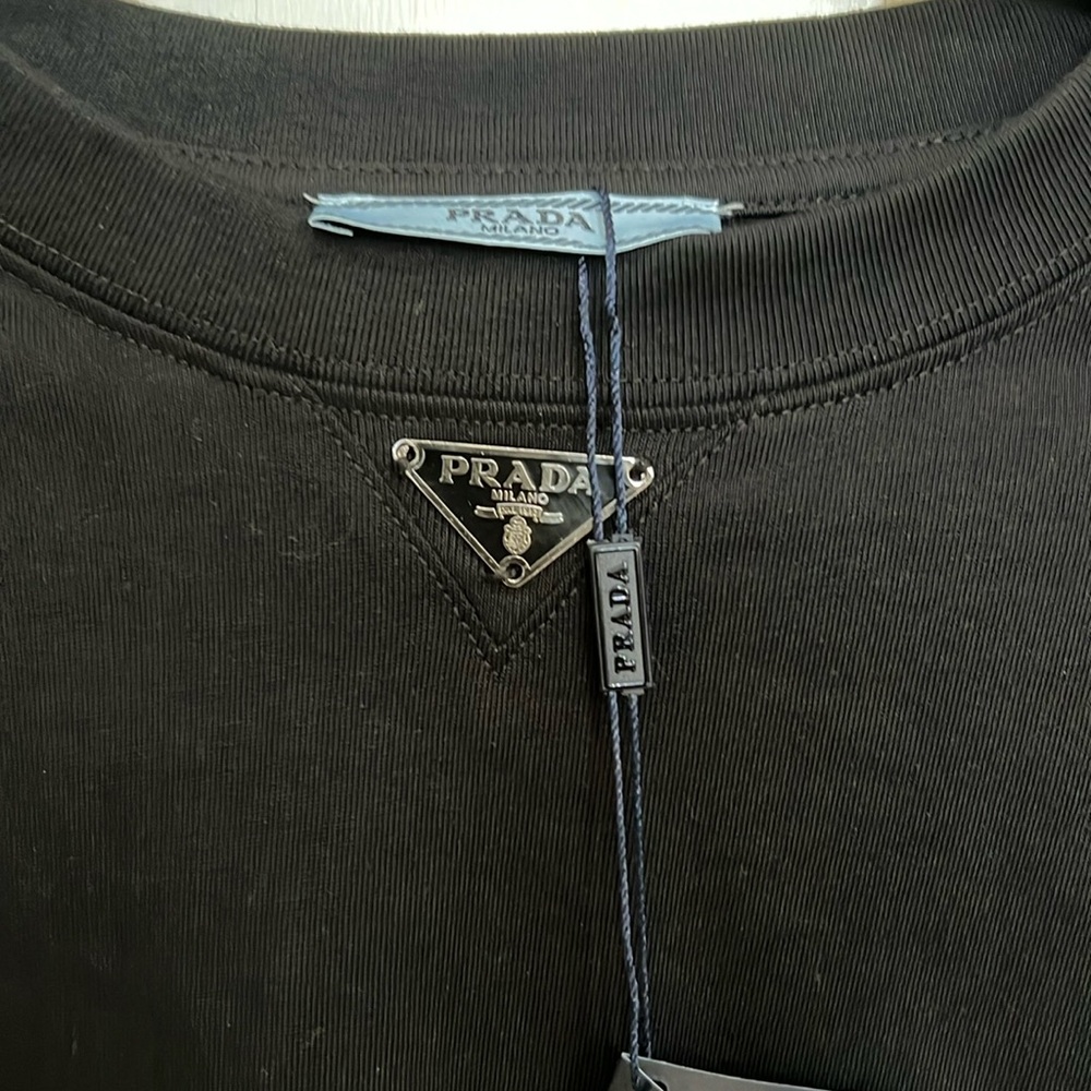 Prada unisex XS t shirt